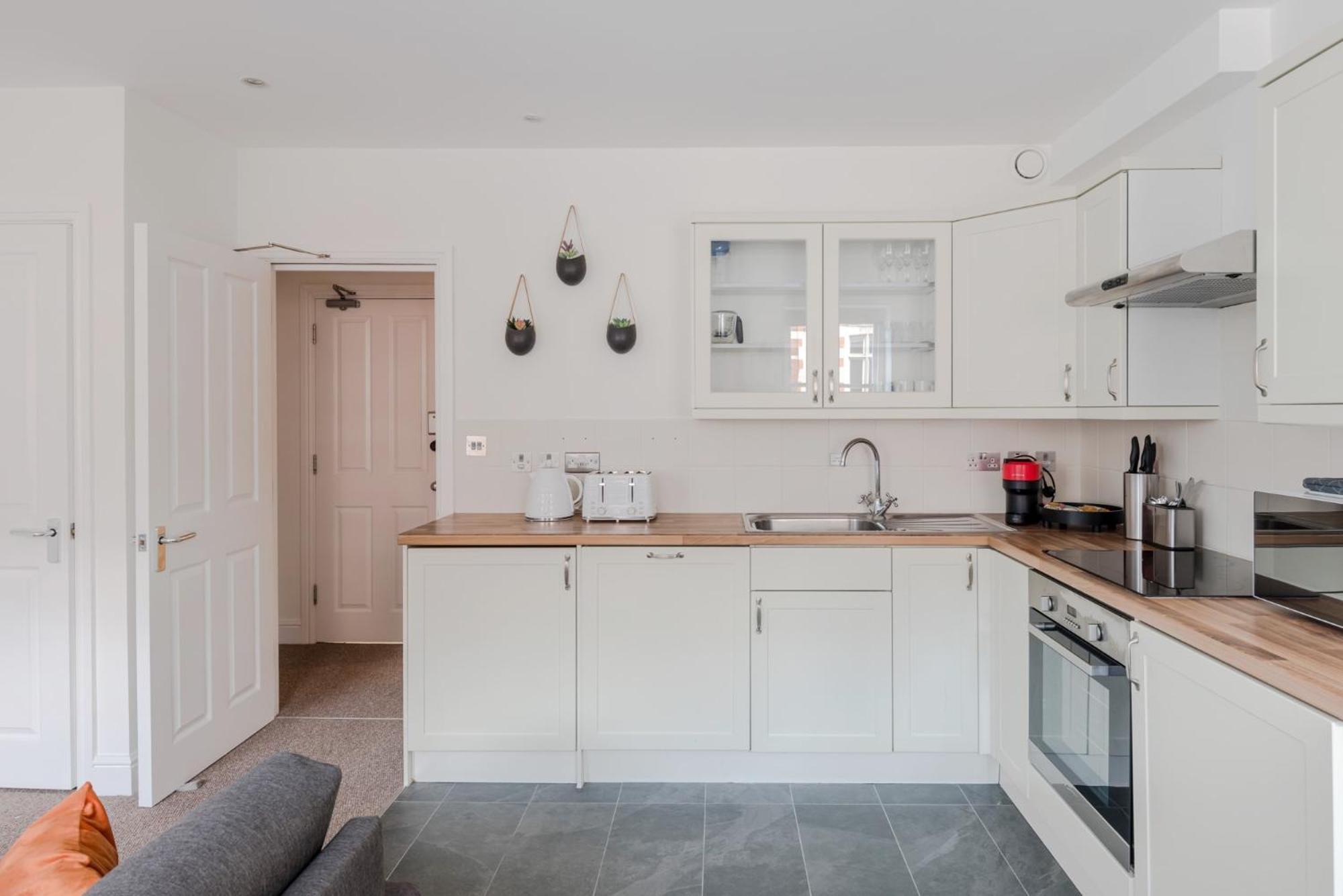 The Sensual Breeze - Fitzrovia Apartment *